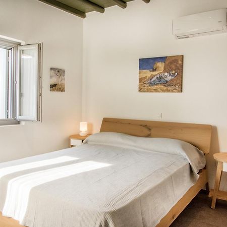 Tinos Pigeon House Aparthotel Tzados Kamer foto