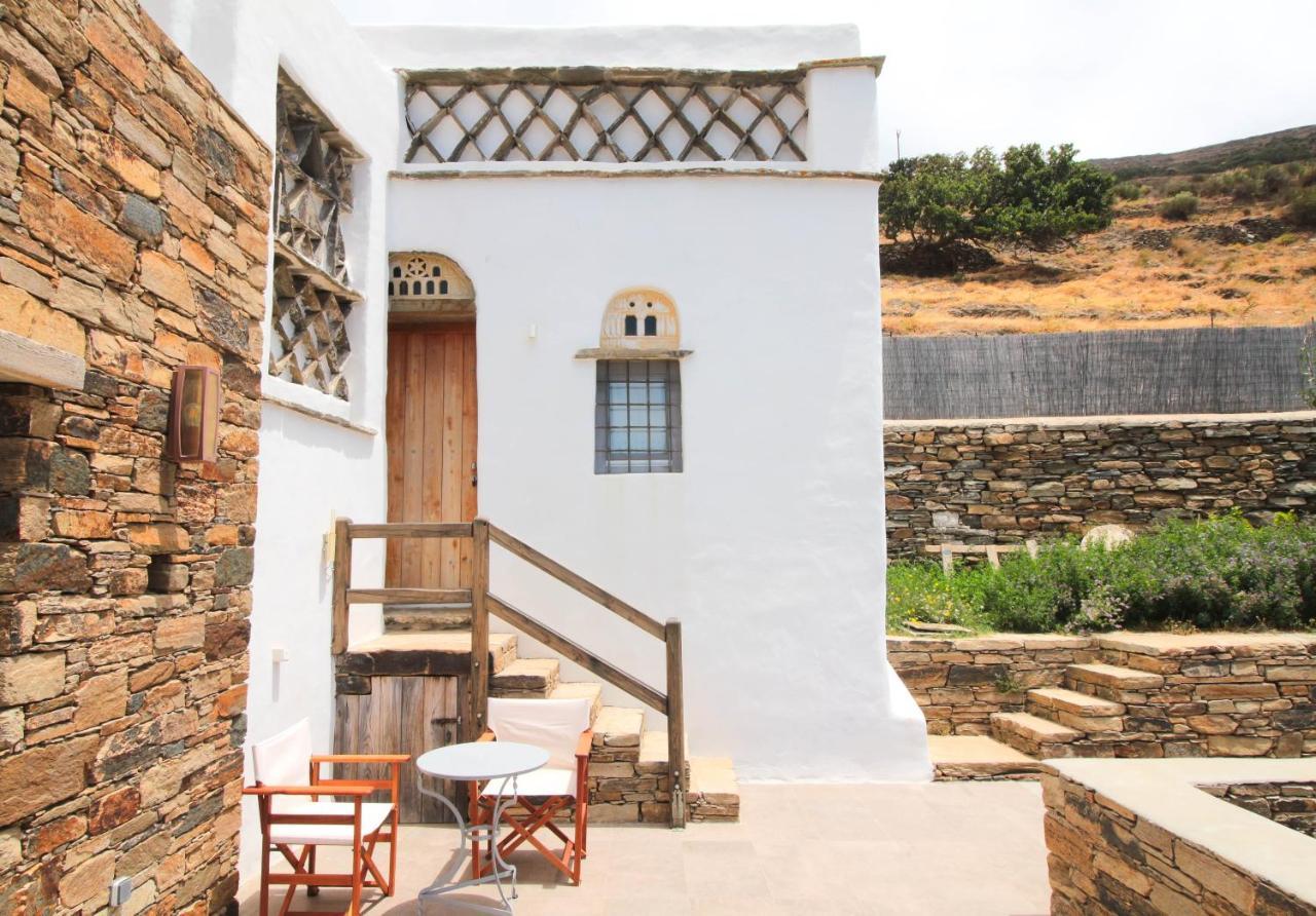 Tinos Pigeon House Aparthotel Tzados Buitenkant foto