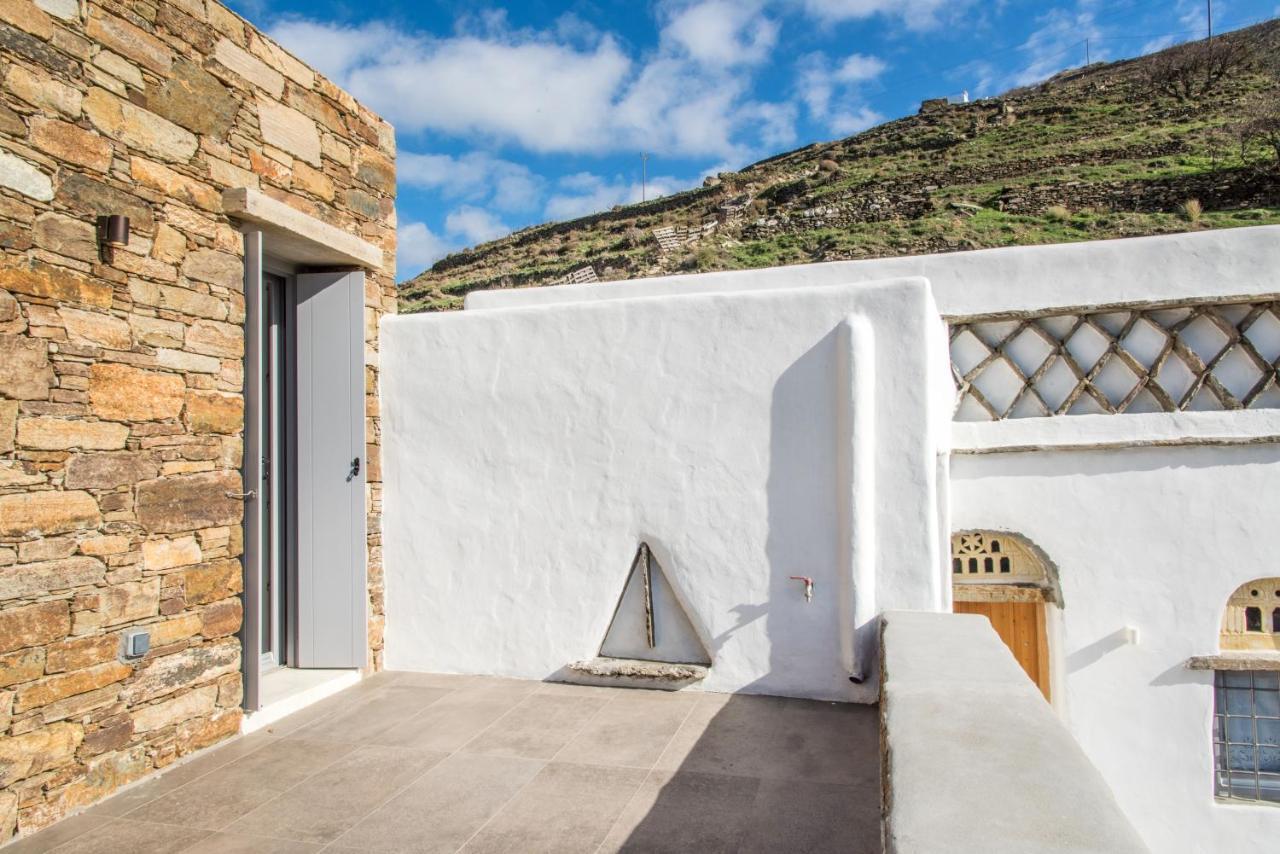 Tinos Pigeon House Aparthotel Tzados Buitenkant foto