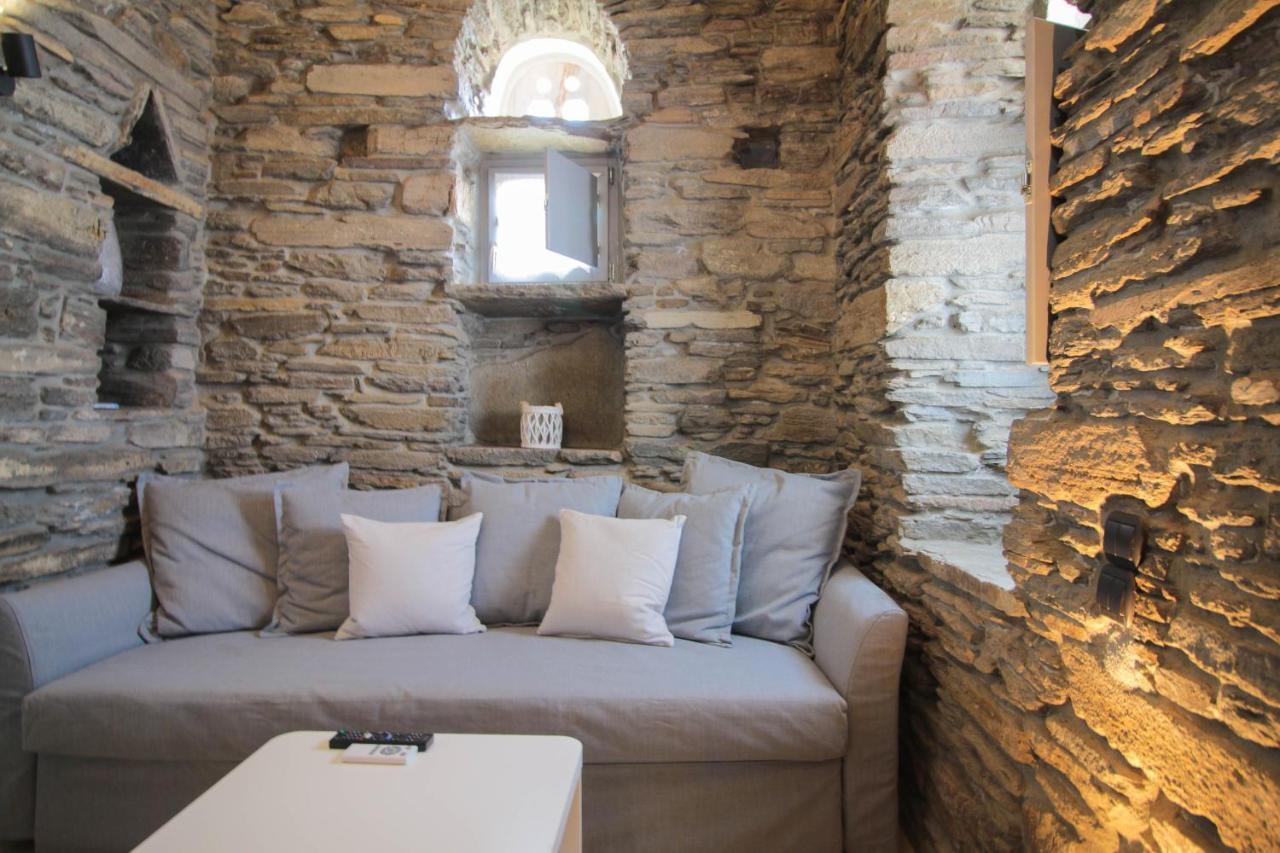 Tinos Pigeon House Aparthotel Tzados Buitenkant foto