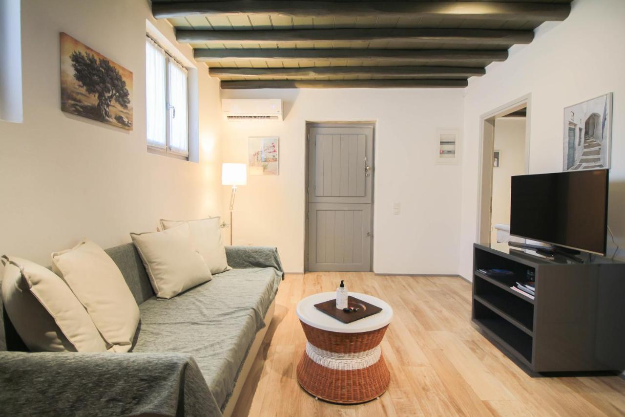 Tinos Pigeon House Aparthotel Tzados Buitenkant foto