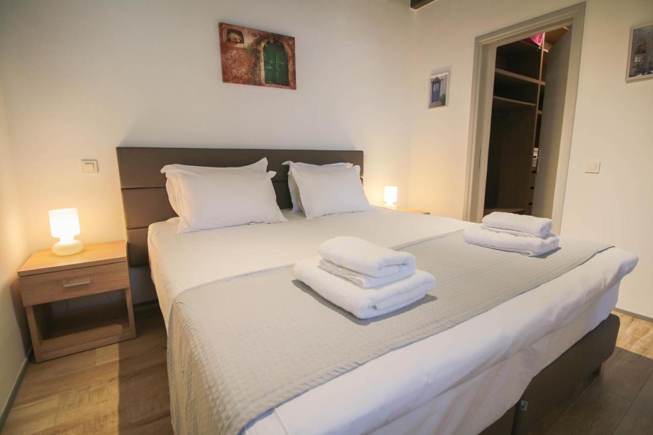 Tinos Pigeon House Aparthotel Tzados Buitenkant foto